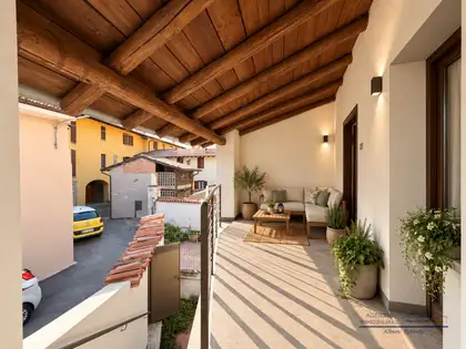 Soluzione indipendente da ristrutturare a Provaglio
